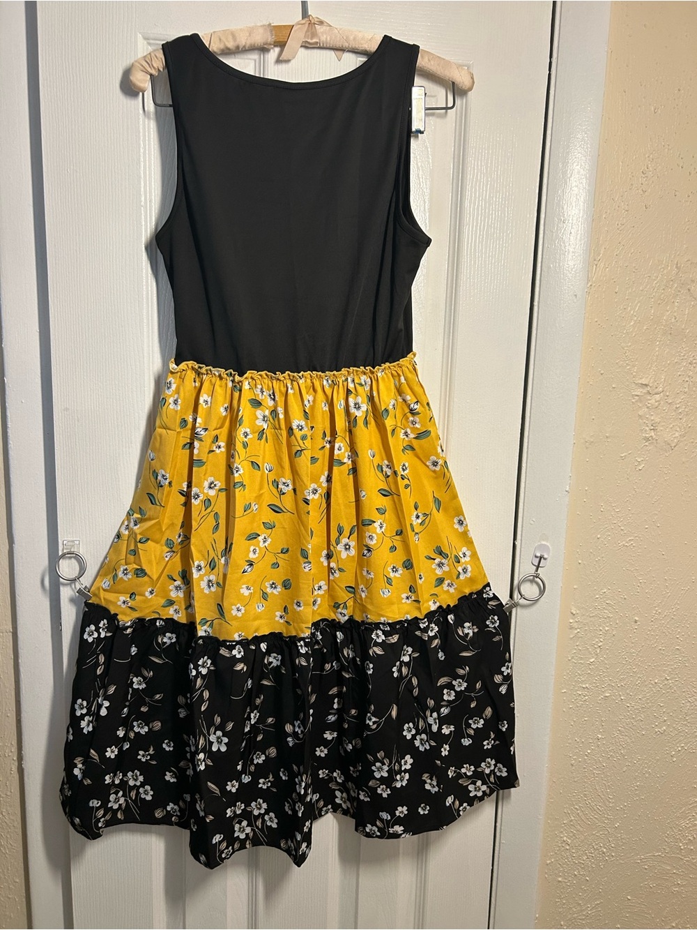 Women’s Colorblock Floral Tiered Dress Sleeveless Crew Neck Boho Mini Size M - Picture 5 of 8